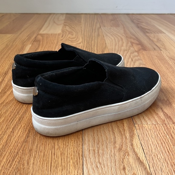 Classic Slip-on Sneaker Black Suede - Picture 4 of 7
